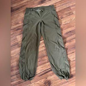 Athleta La Viva unlined